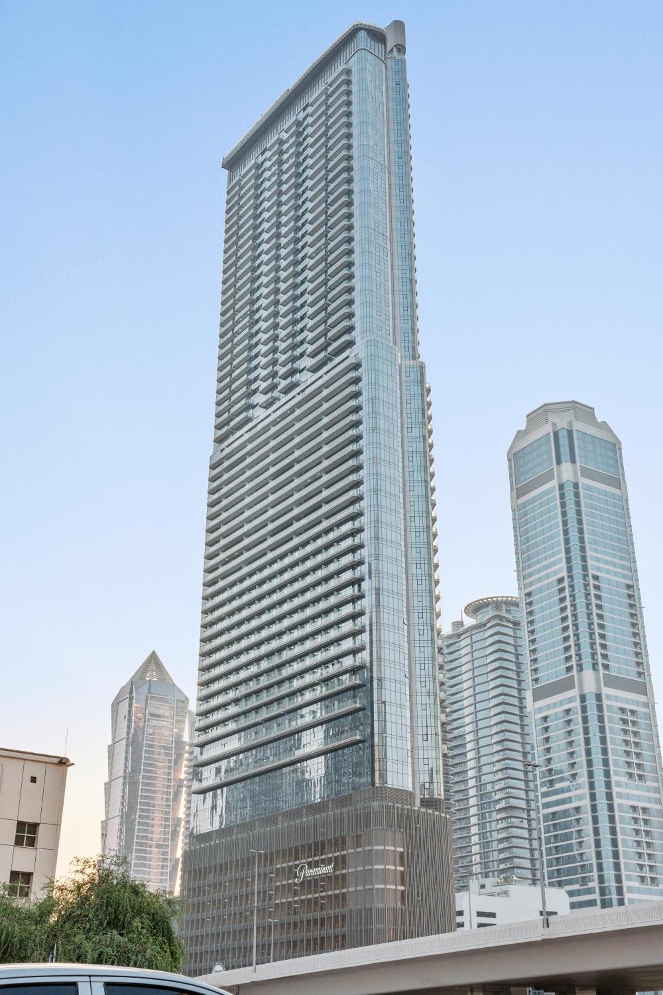 64th Floor Skyline Pool With Burj Khalifa View In Paramount Midtown * Dubai