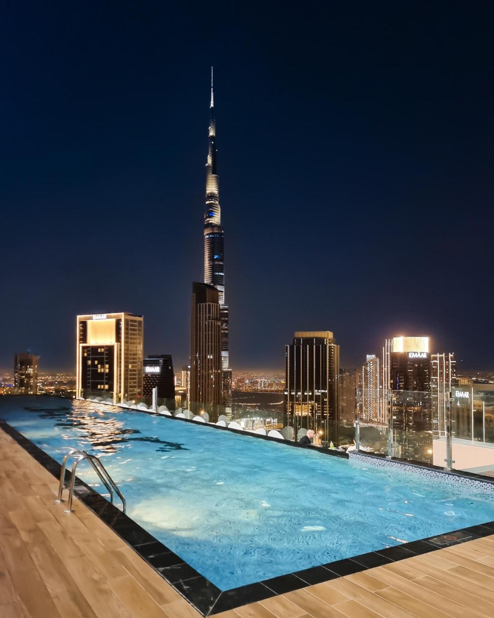 Apartment 64th Floor Skyline Pool With Burj Khalifa View In Paramount Midtown Dubai
