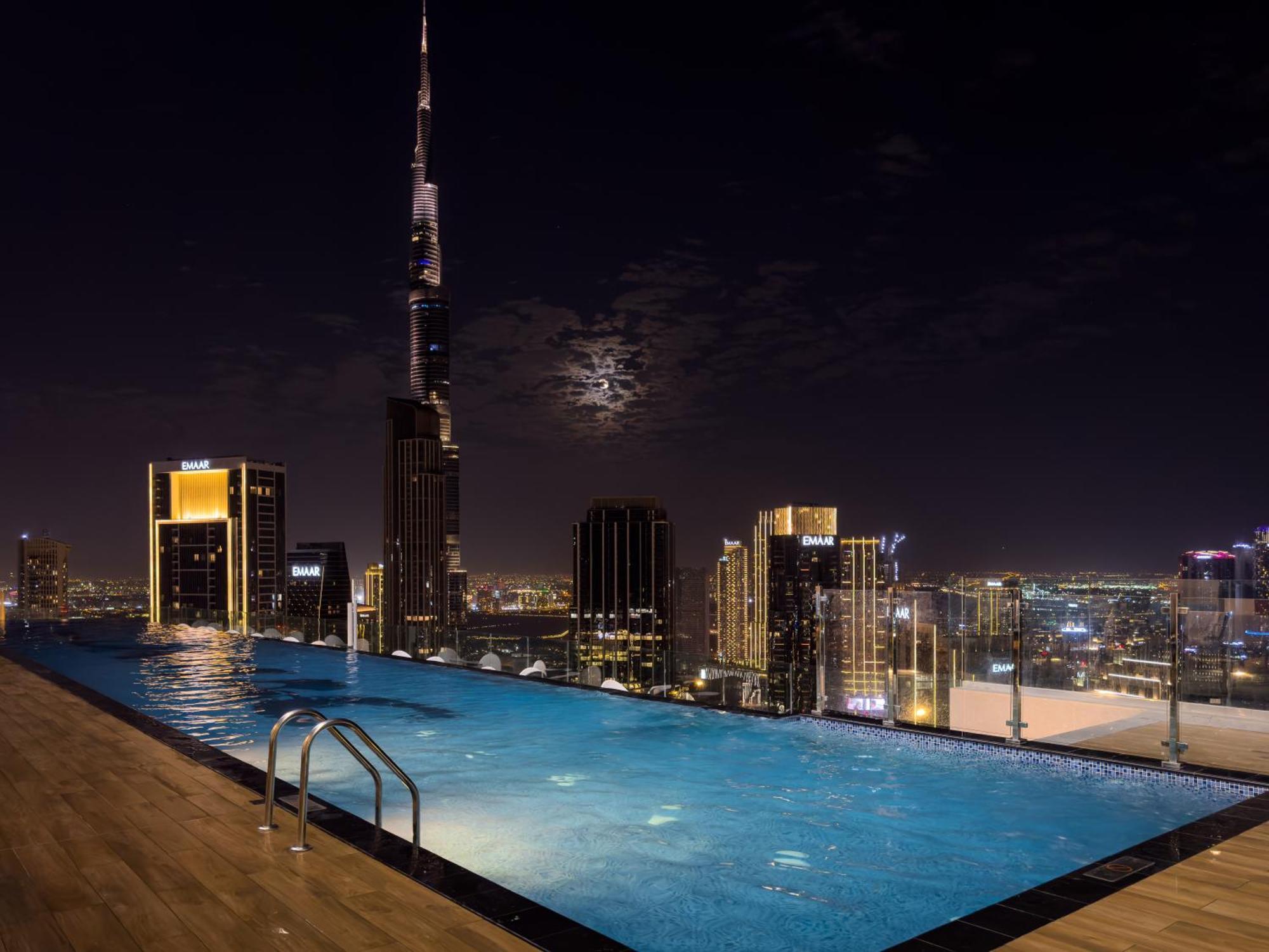Apartment 64th Floor Skyline Pool With Burj Khalifa View In Paramount Midtown Dubai